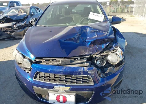 2013 Chevrolet Sonic Lt Auto z USA, uszkodzony, nr VIN 1G1JC5SB2D4169581